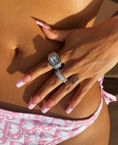 Leidys Ortiz HD女優 ギャラリー