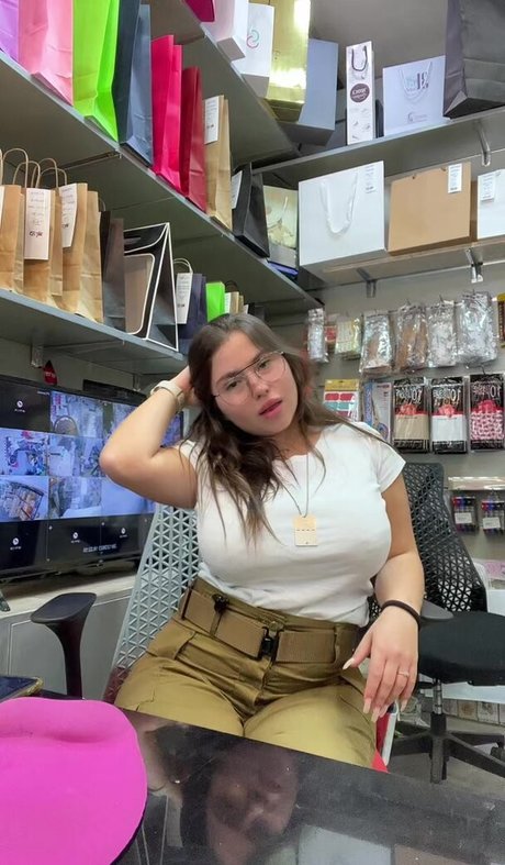 コスプレチューブ OnlyFans 無料セクシー 写真