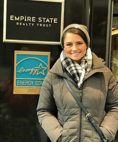 Hallie Clark エロティック女優 アーカイブ