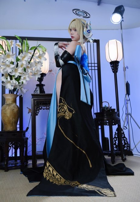 Ashita Meow アートポルノスター 写真