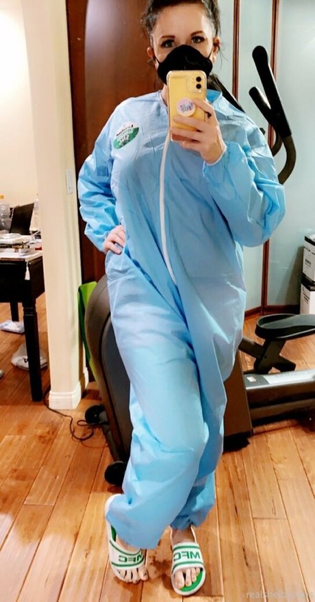 黒髪の熟女OnlyFans 素敵 画像