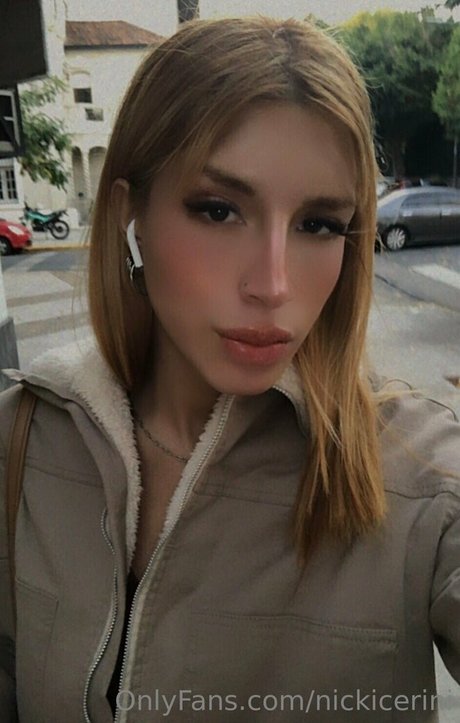 nickycerini 最高のスター 写真