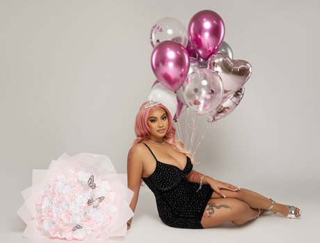 milkmamijasfree 独占スター 写真