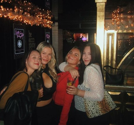 Rachel Pate 可愛いモデル 写真