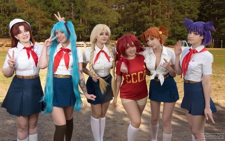 Liz Joestar 美しいモデル 写真