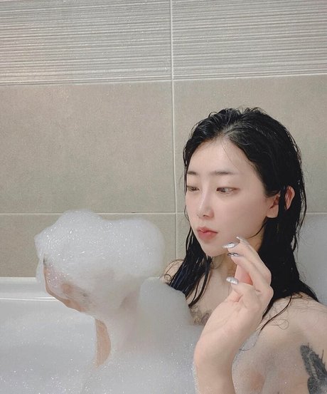 最もホットなヌードOnlyFans アートxxx 画像