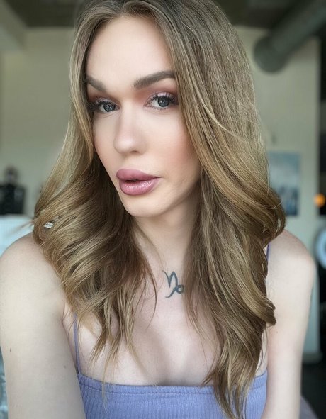 レズビアンセックスOnlyFans セクシーxxx 写真