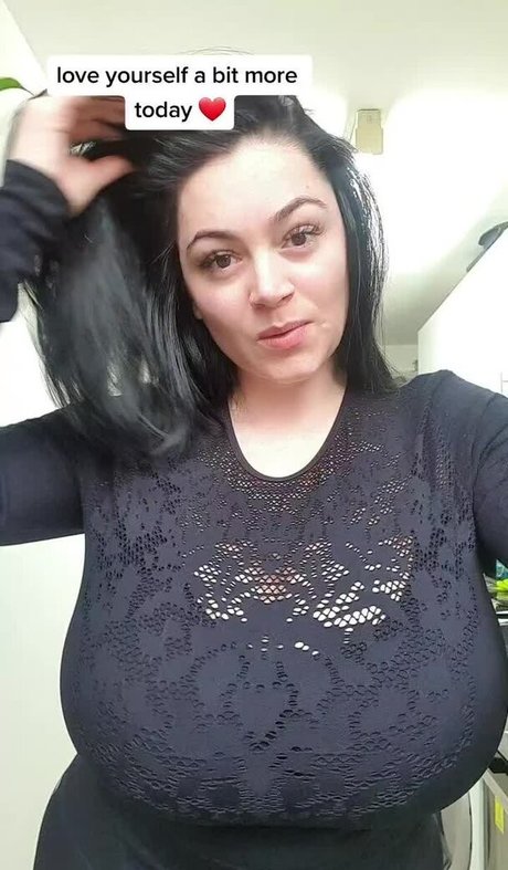 BBCエボニーOnlyFans 美しいヌード 写真