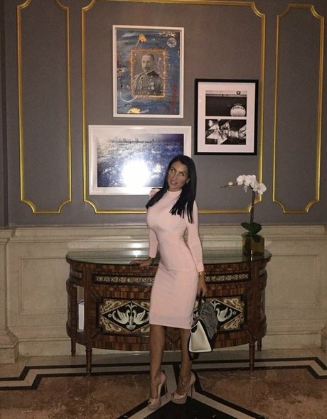 母乳オンリーファン 限定 写真