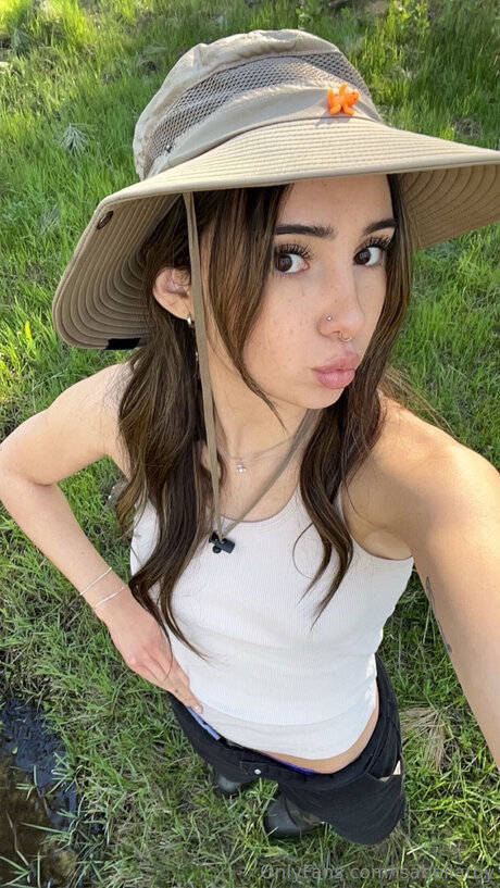 ハンズオンリーファン ポルノ 写真