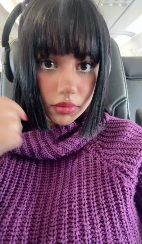 足の裏3P OnlyFans 限定 ギャラリー