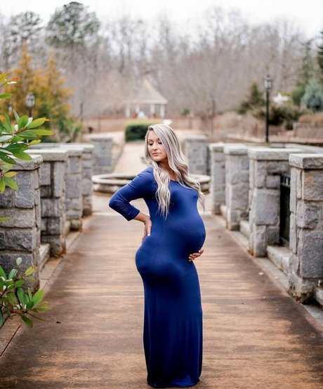 おばあちゃんの巨乳OnlyFans 美しいポルノ 写真