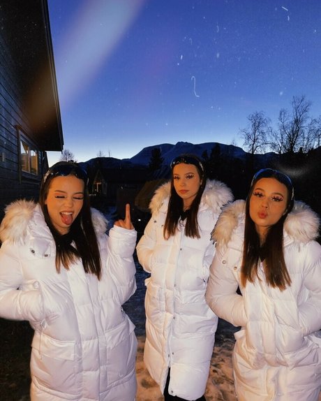 Ylva Eline セクシーモデル 写真