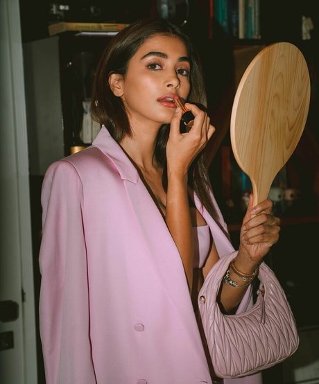 Pooja Hegde セックスポルノスター アーカイブ