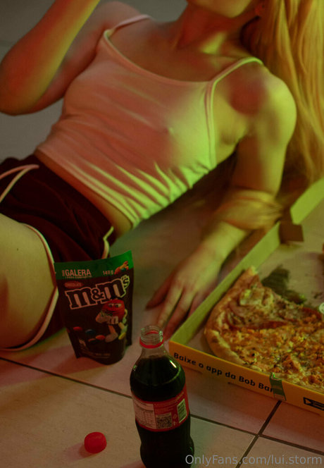 ティーンヌードOnlyFans xxx 写真