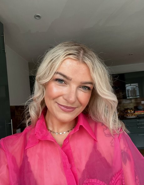 Emmalition 完璧なモデル ギャラリー