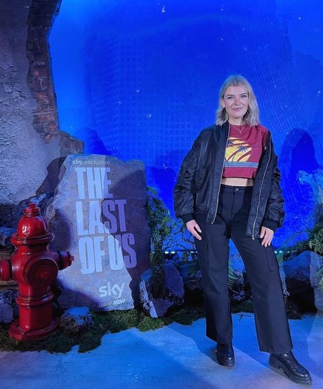 Emmalition ポルノスター 写真