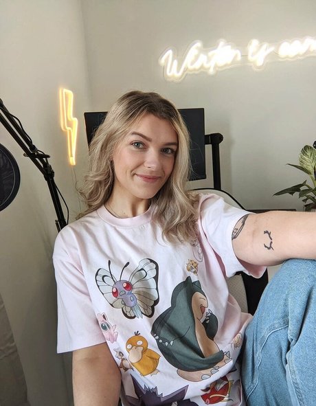 Emmalition profile image