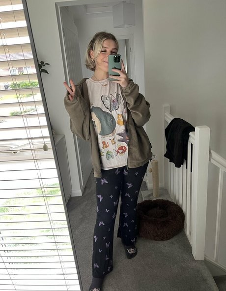 Emmalition アダルトスター 写真