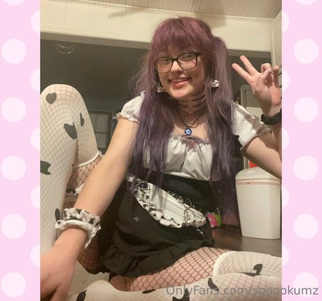 spoookumz ヌードスター 画像