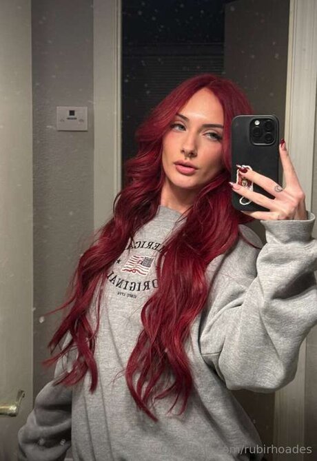 rubirhoades セクシーモデル 写真