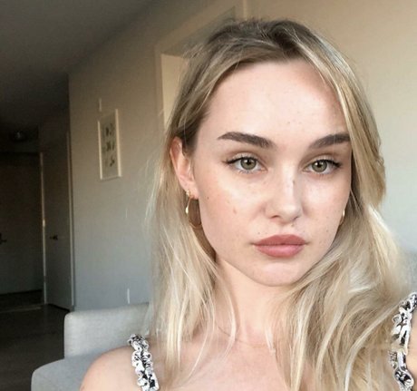 Alice Kristiansen 完璧なモデル 画像