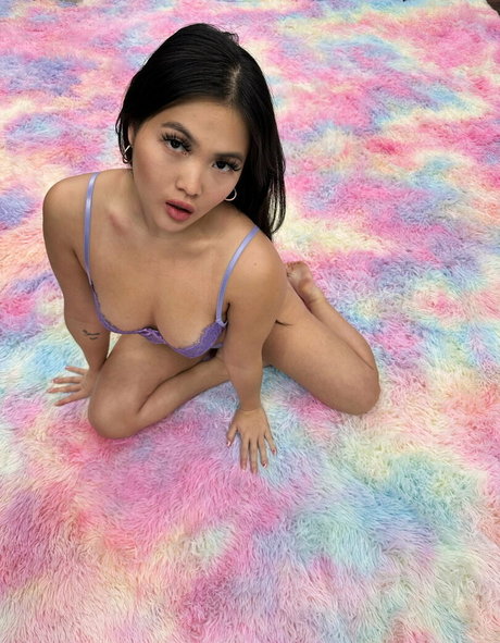 アジア人痴女OnlyFans 可愛い アーカイブ