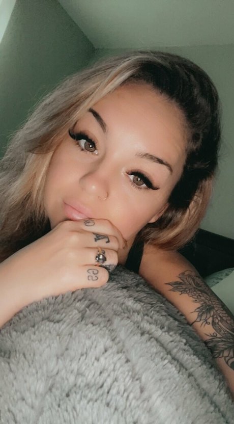 therealmissdaisy エロティックなスター 写真