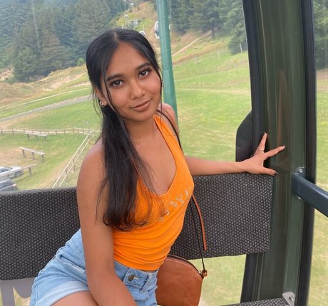 官能的なOnlyFans 素敵 アーカイブ