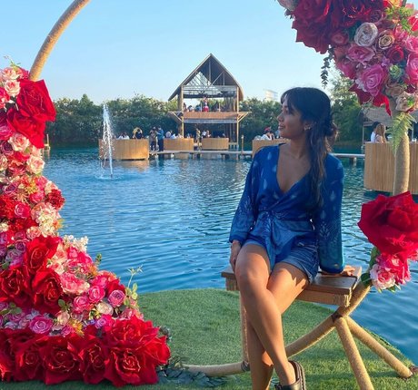 女子高生OnlyFans 美しい裸 写真