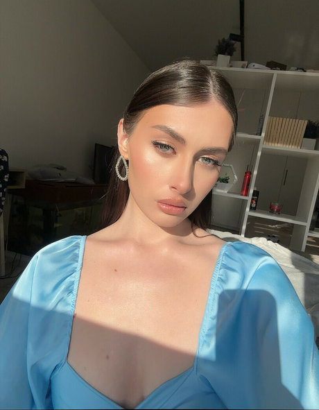 rubyyydi1 ポルノモデル 写真