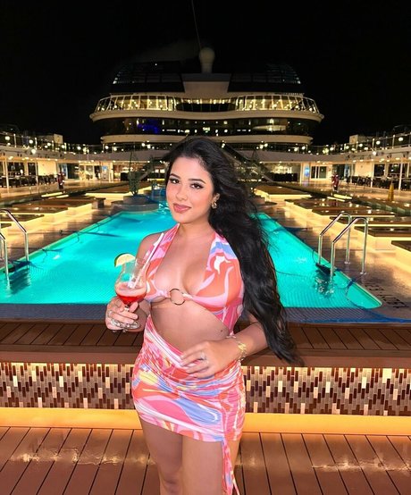 Cinthia Cruz 高品質モデル 写真