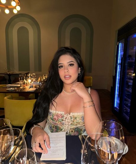 Cinthia Cruz ポルノスター セックス 写真