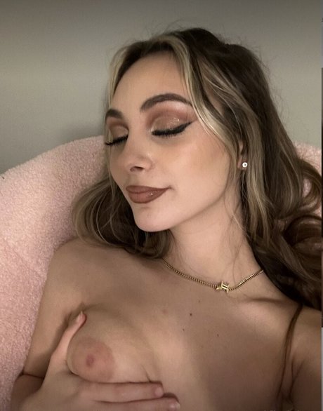 emmacaulfield18 ポルノスター 素敵 ギャラリー