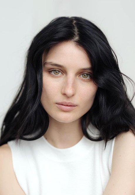 Alice Pagani ホットなモデル 写真