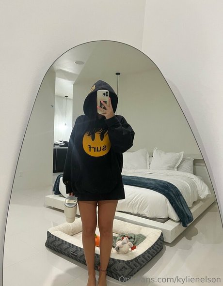 kylienelson セクシーなスター 写真