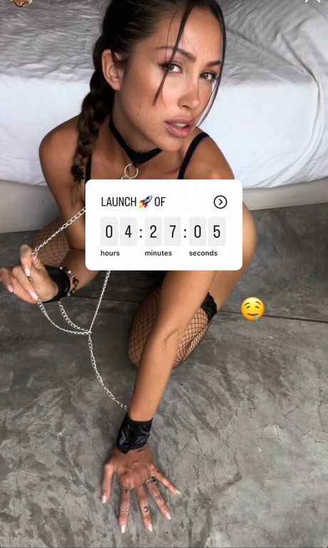 Caroline Einhoff ポルノスター セクシー 画像