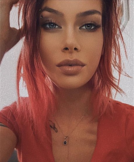 Norwegian JOI セクシー女優 写真