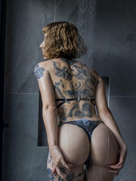 donalaura_ 美しいポルノスター 写真