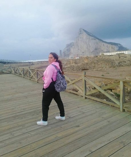 elviabombon アート女優 画像