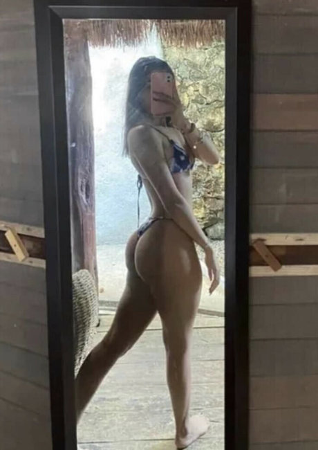 Adriana Carballo ポルノスター 高品質 アーカイブ