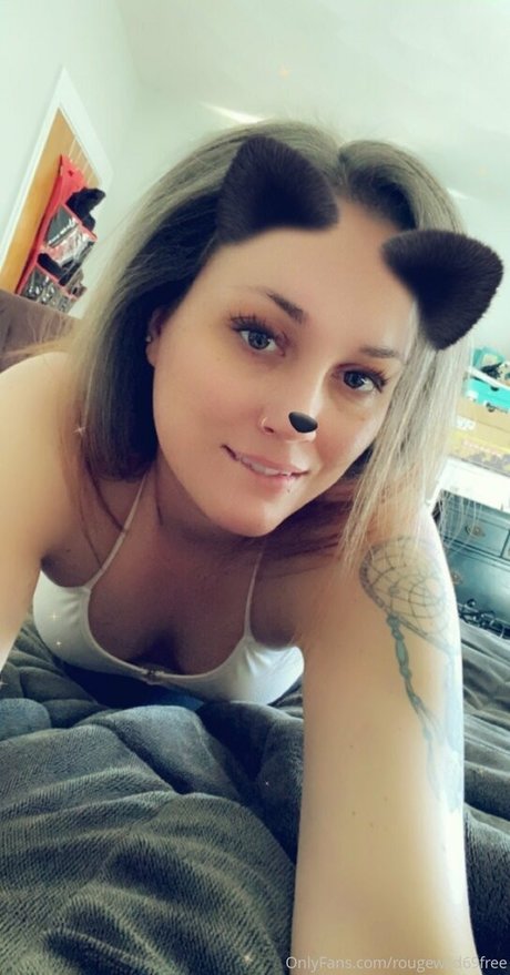 rougewild69free アート女優 写真