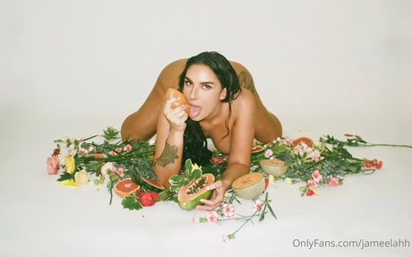 jameelahh 裸のモデル アーカイブ
