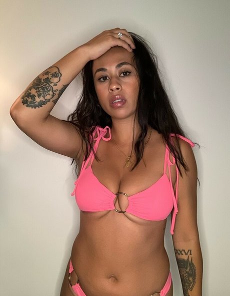 ボディビルダーカップルOnlyFans ヌード ギャラリー