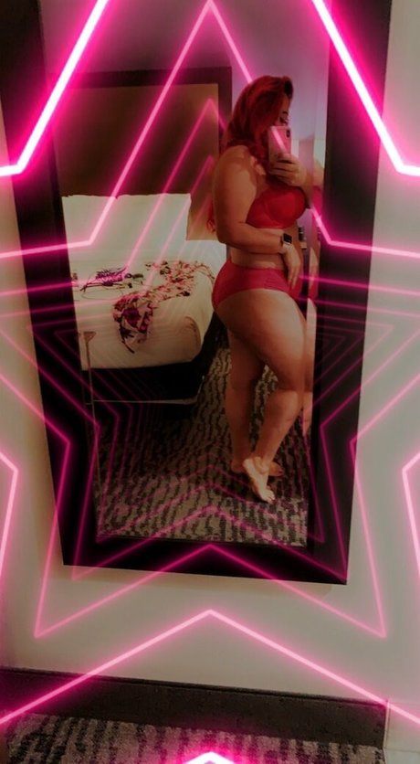 Sassigirl69 ポルノスター セックス 画像