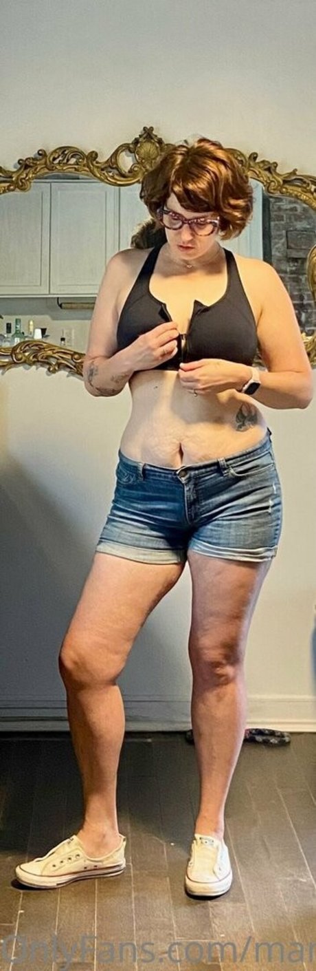 大学のOnlyFans 美しい裸 写真