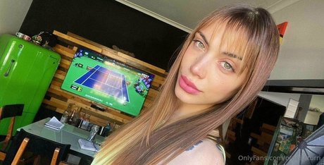 ornellaturri ポルノスター セクシー ギャラリー