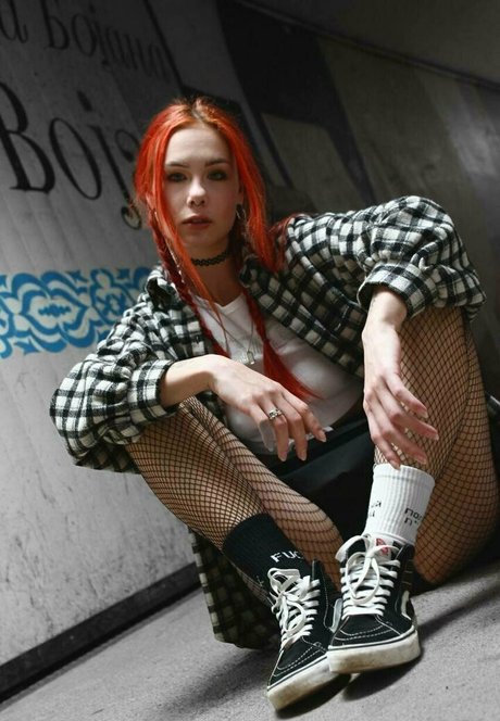 eclipsekarma ヌードスター 写真