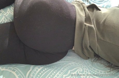 babygirlbrdlfree ポルノスター 美しい 写真