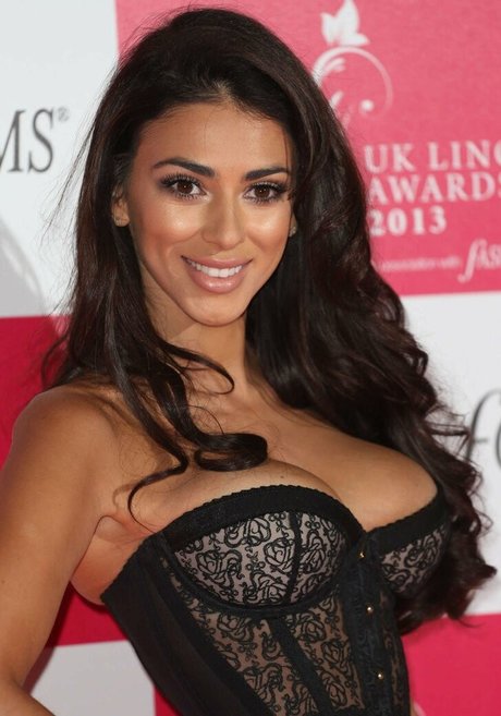 Georgia Salpa アートモデル 画像